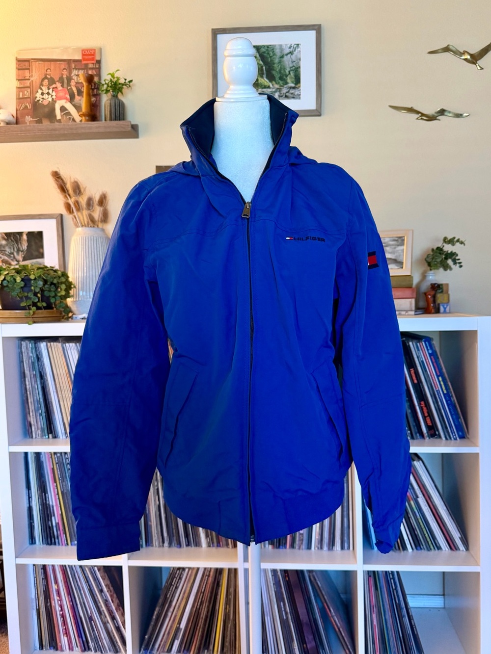 Tommy Hilfiger Men’s Size Small Nylon Hooded Blue Regatta Yacht Zip Up Jacket
